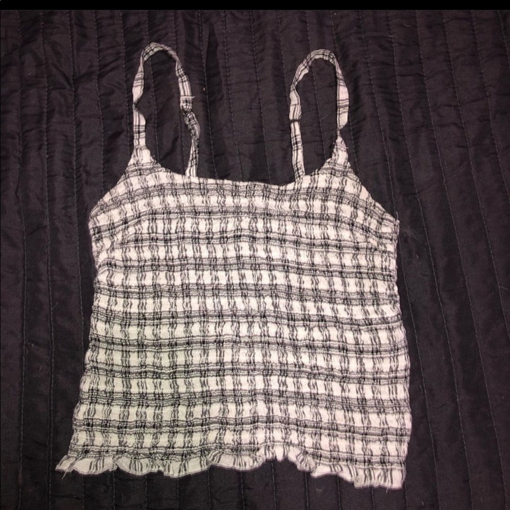 Hollister Tank